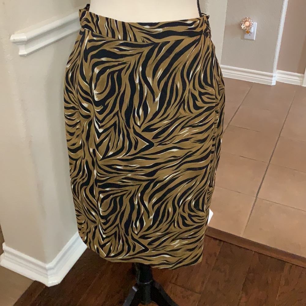 Jacqueline Ferrar vintage brown & black zebra print skirt Size 8